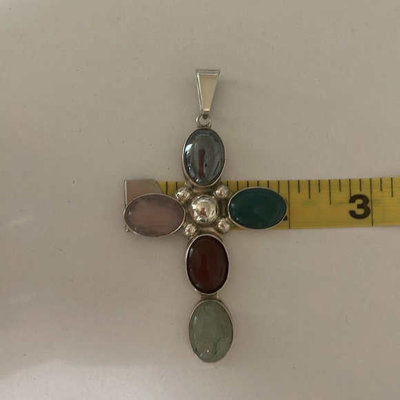 Sterling Silver and stone cross - Picture 7 of 7